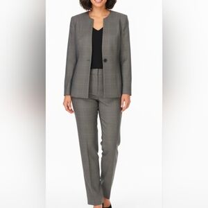 Liz Claiborne Suit Brown and Cream Plaid Size 4